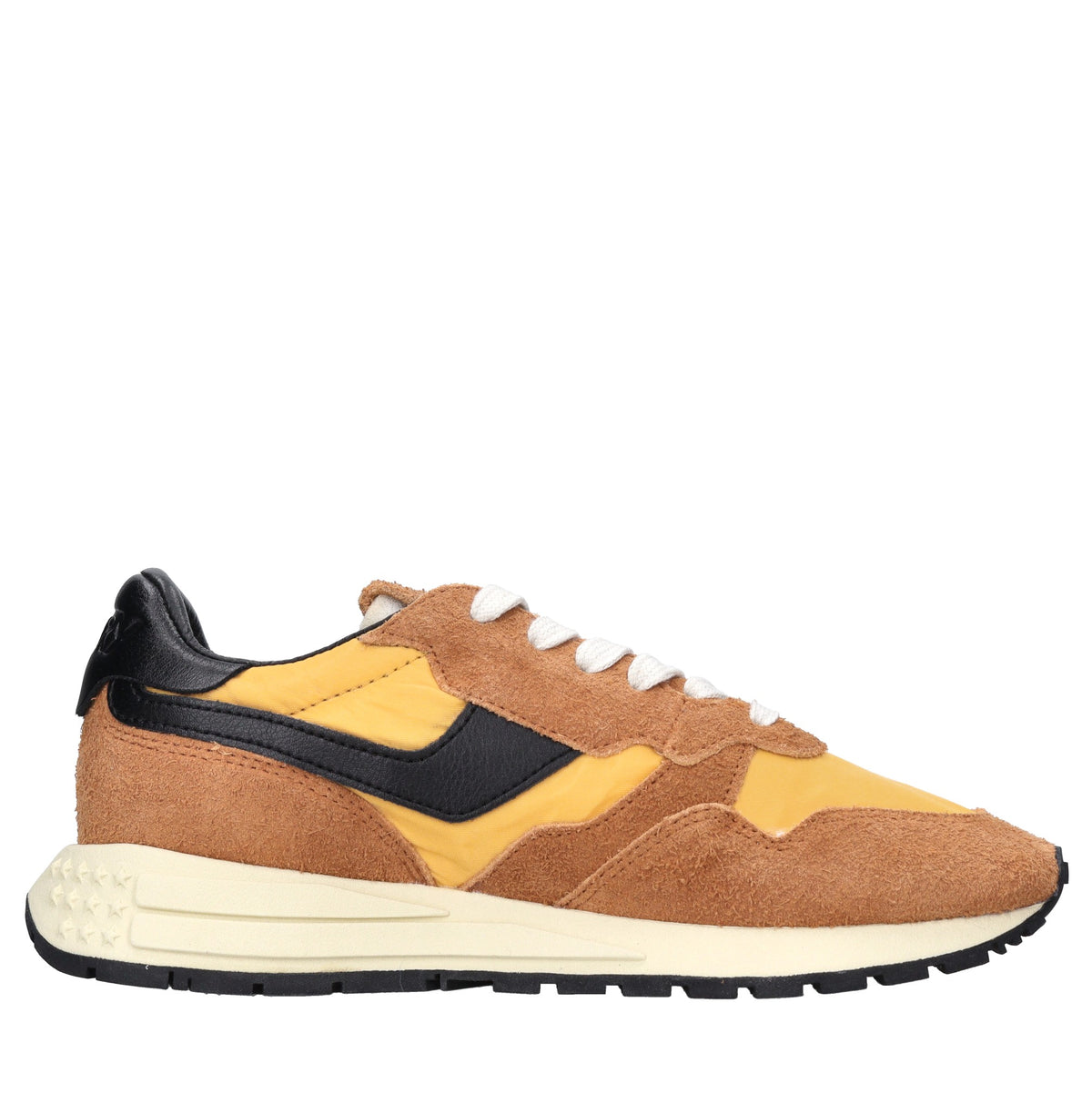 Sneakers in pelle camoscio e tessuto 
