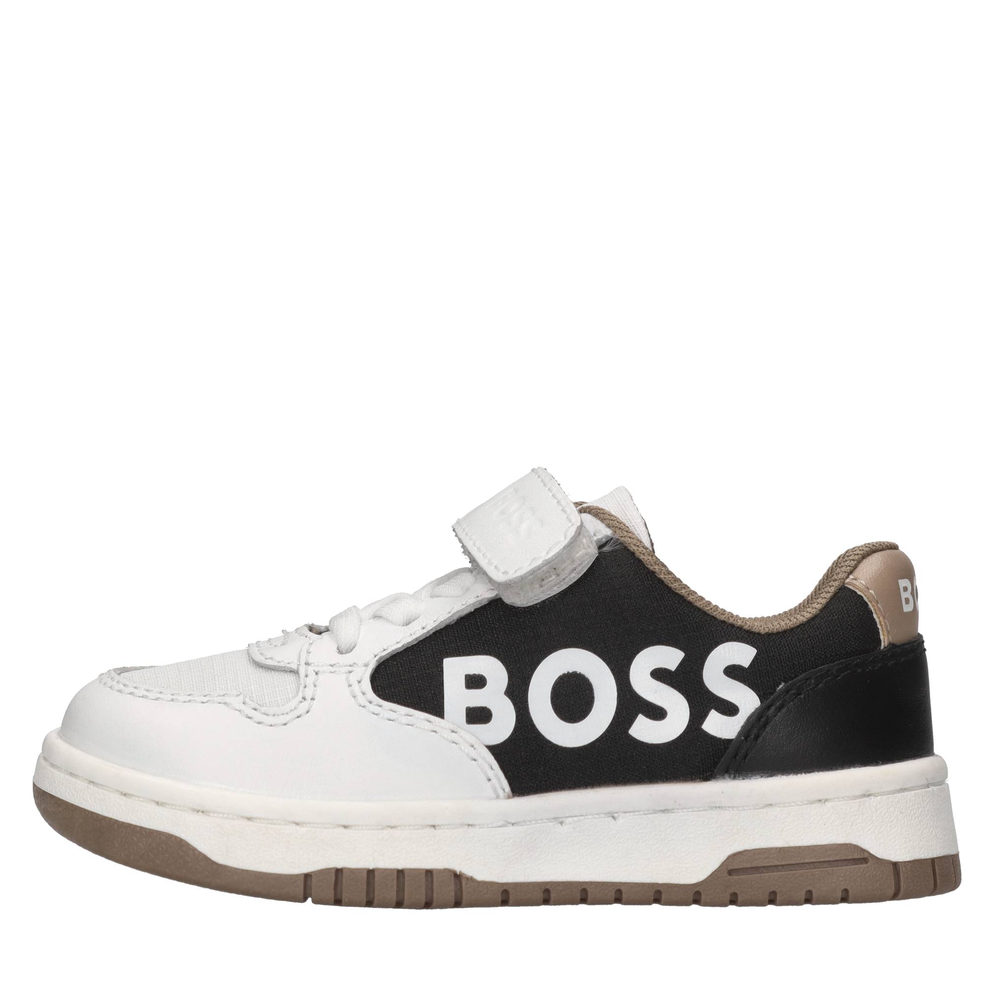 Sneakers in pelle e tessuto 