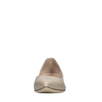 Décolleté in pelle 
