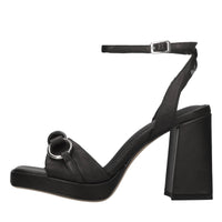 Sandali in pelle 