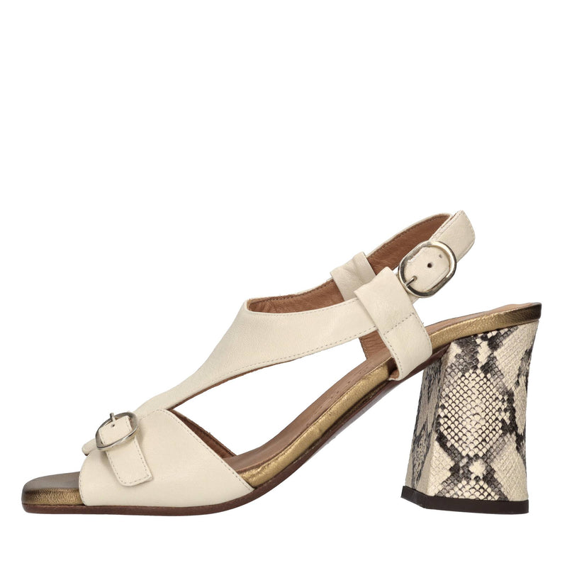 Sandali in pelle 