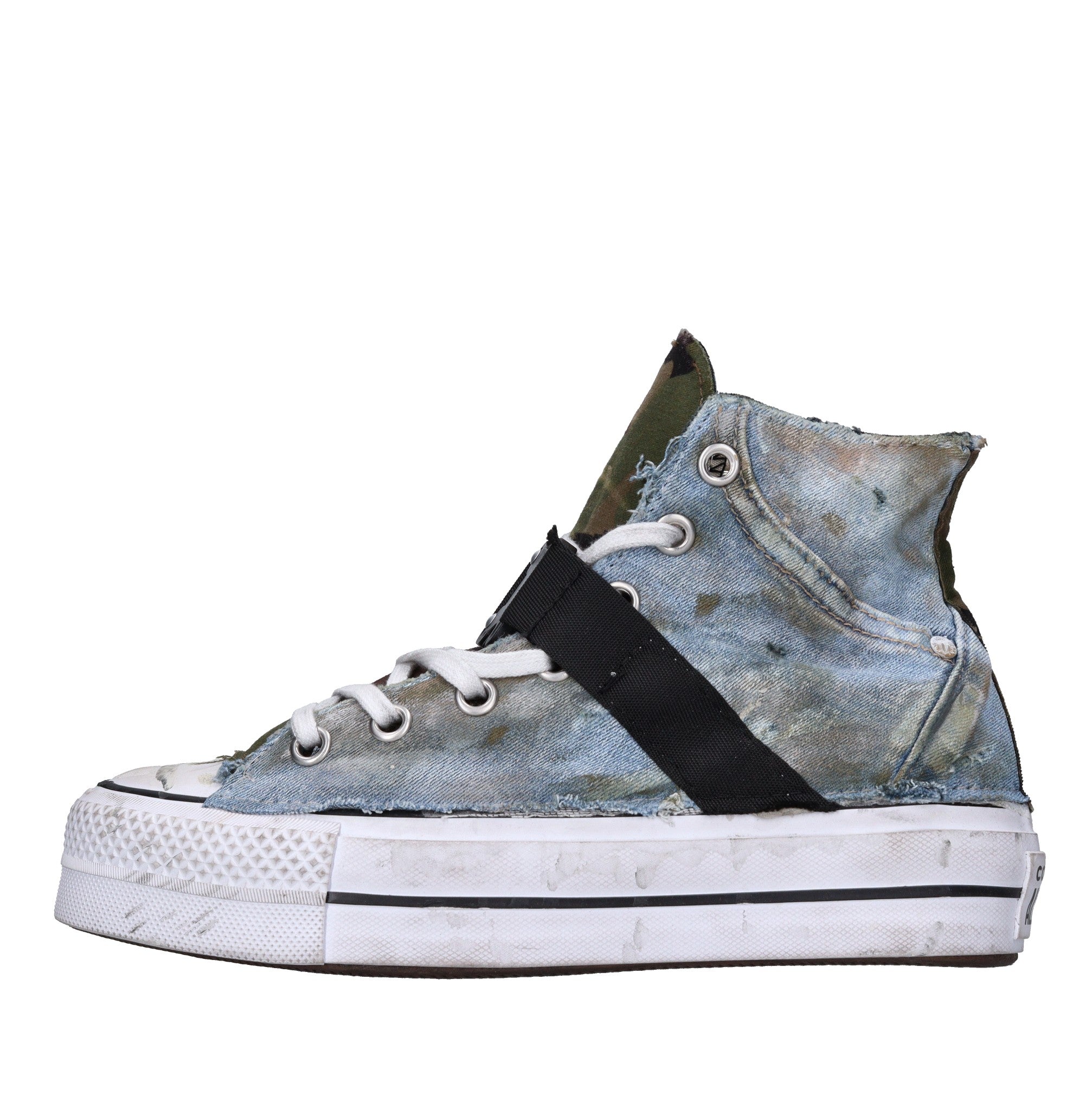 Sneakers in tessuto 