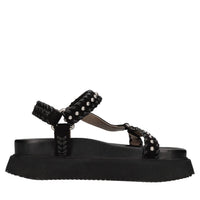 Sandali in camoscio e pelle con borchie 