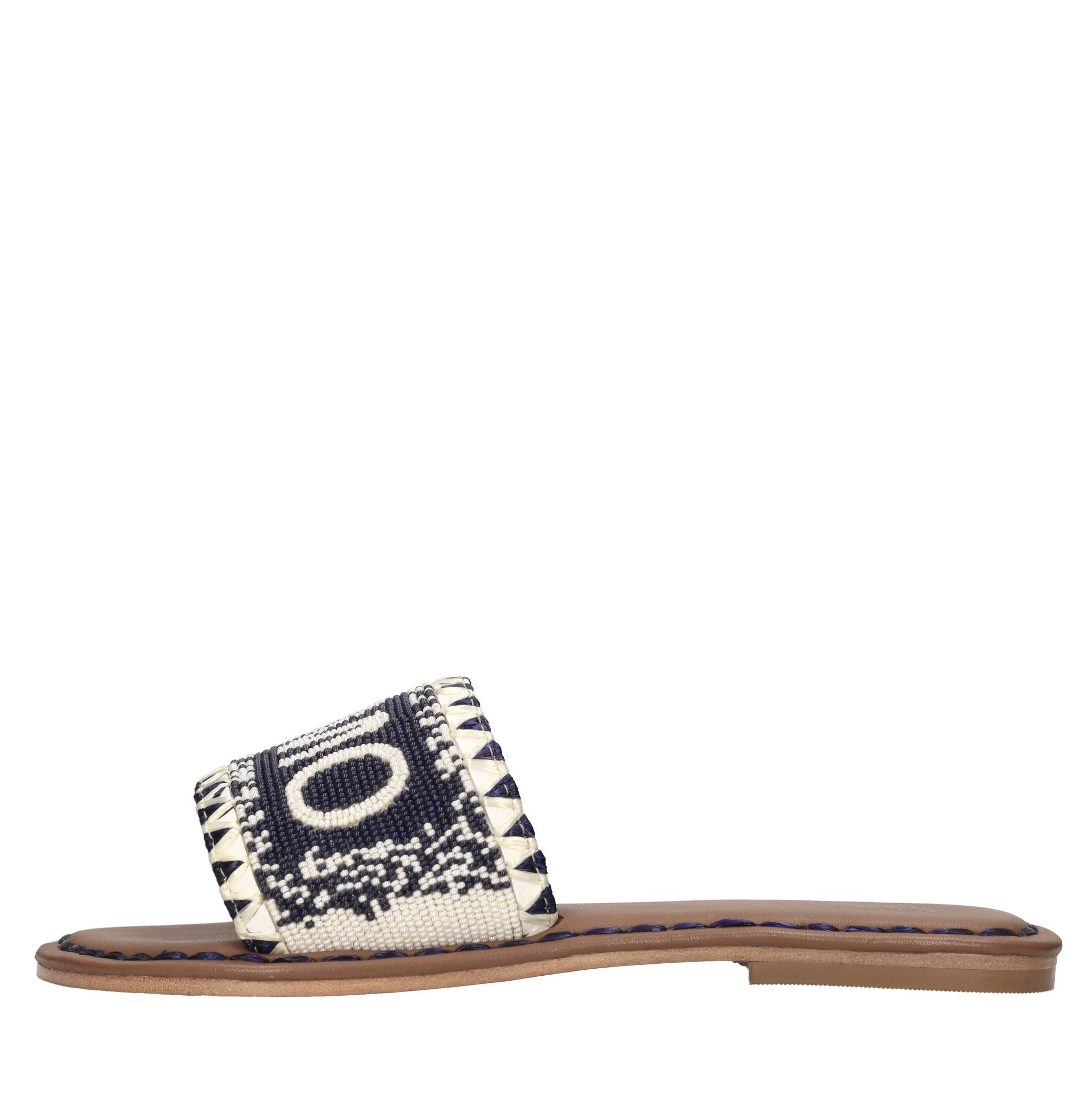 Mules in pelle,perline e rafia 