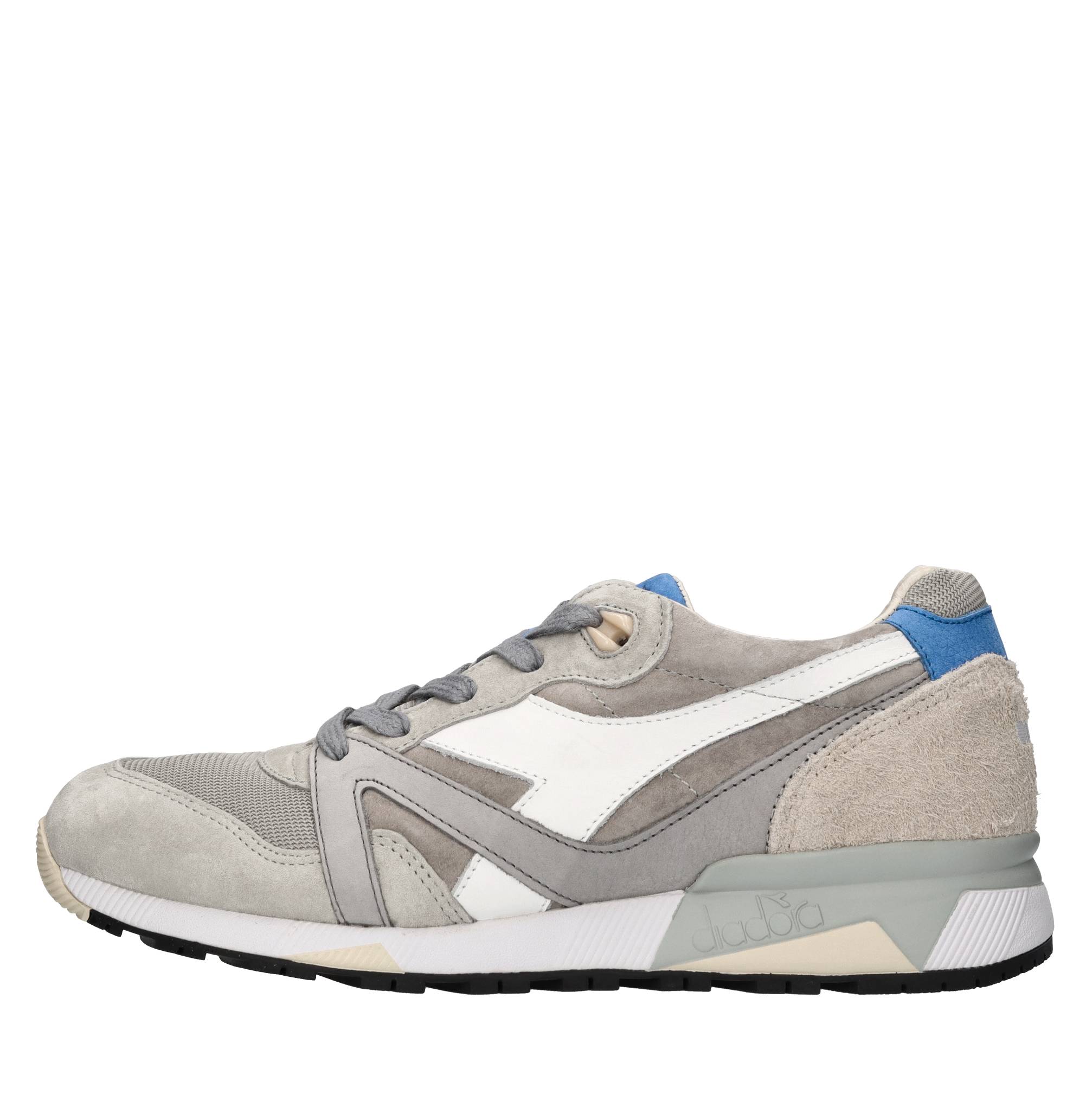 Sneakers in pelle,camoscio e tessuto 