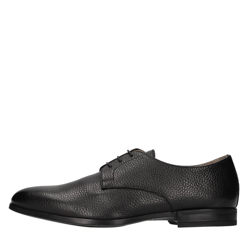 Stringate in pelle 