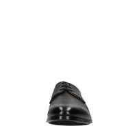 Stringate in pelle 