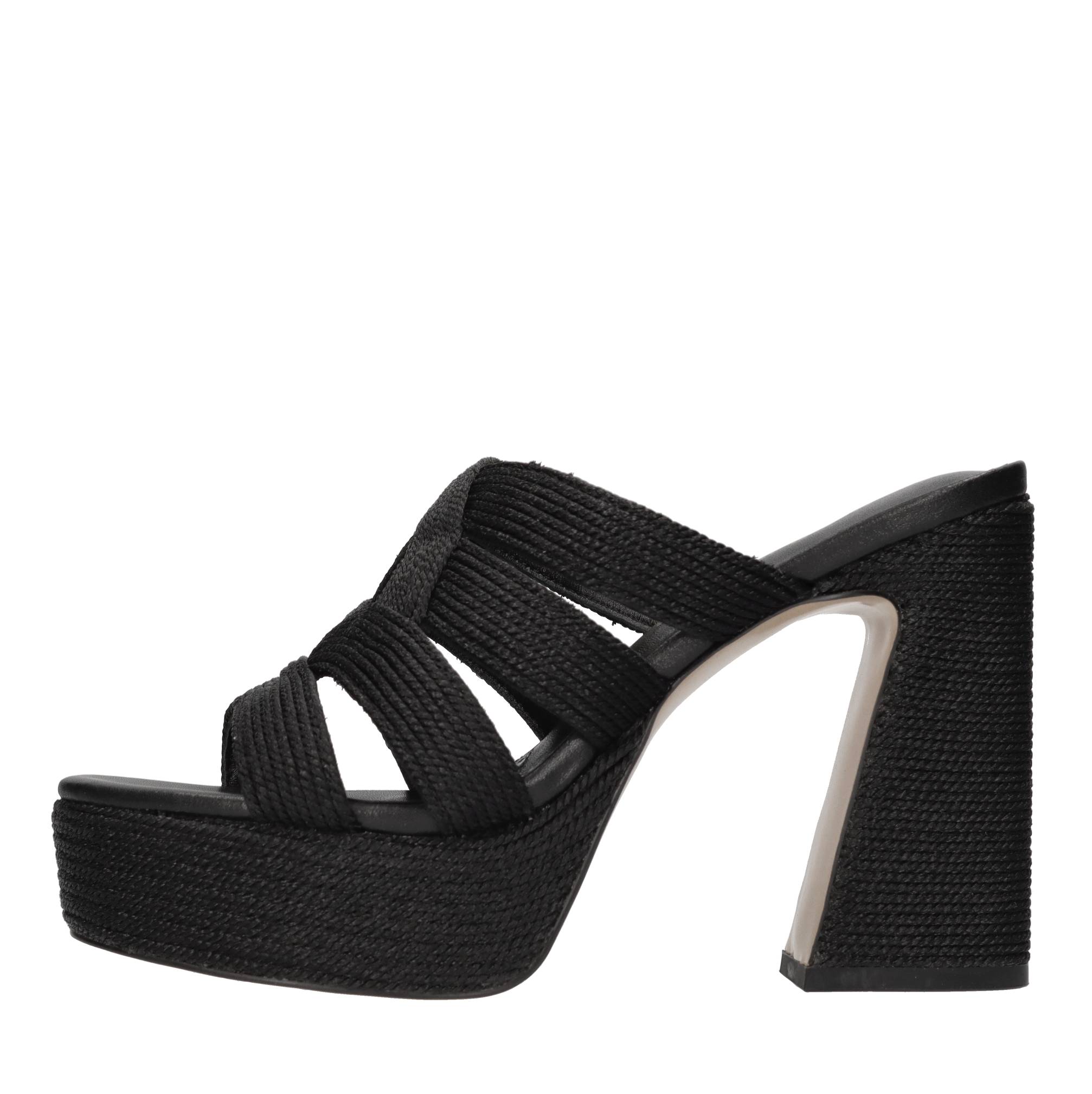 Mules in pelle e corda 