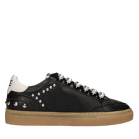 Sneakers in pelle,borchie e strass 