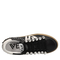 Sneakers in pelle,borchie e strass 