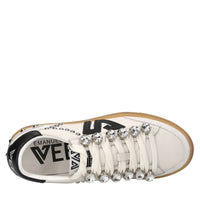 Sneakers in pelle,borchie e strass 