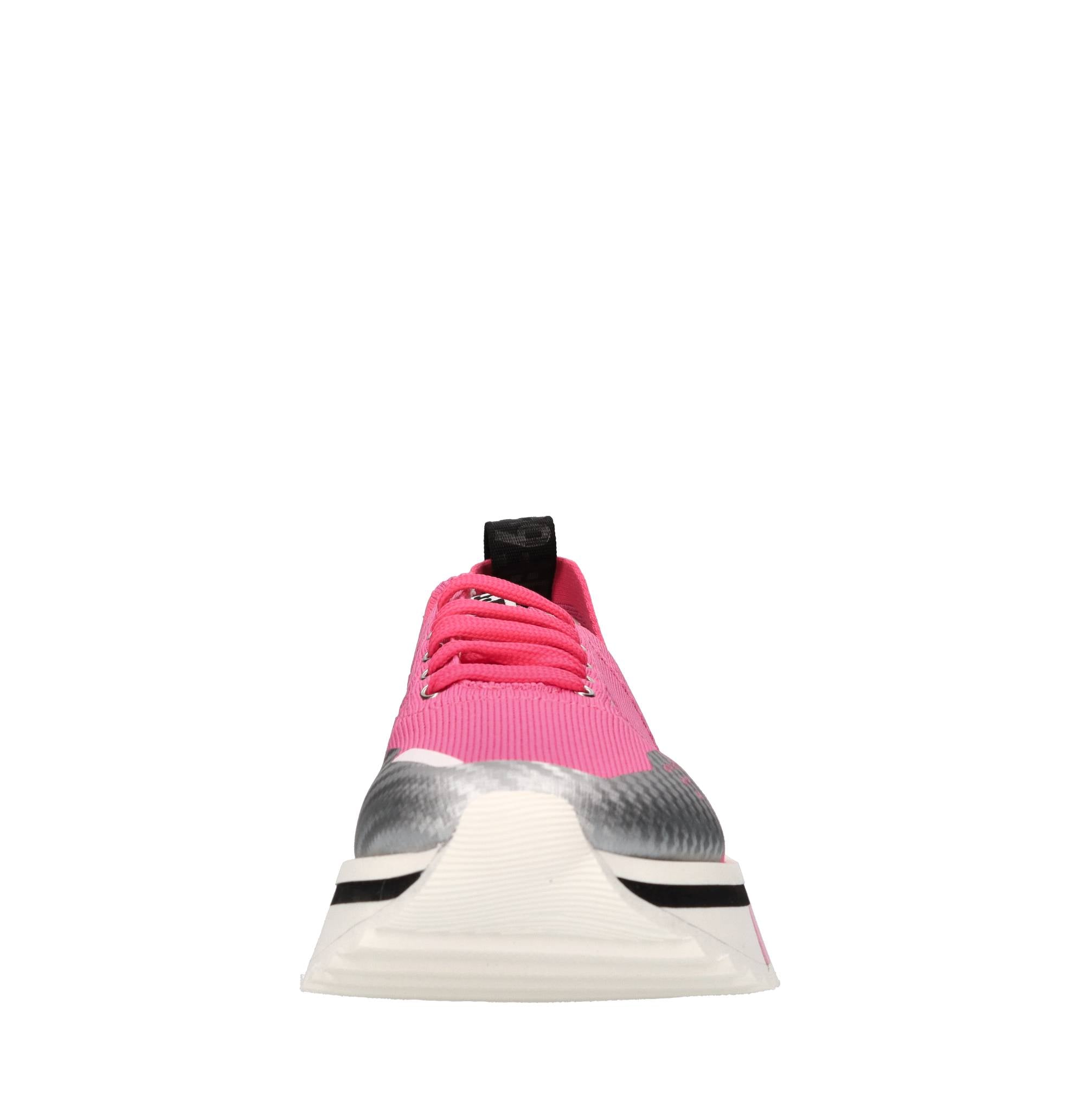 Sneakers in tessuto 