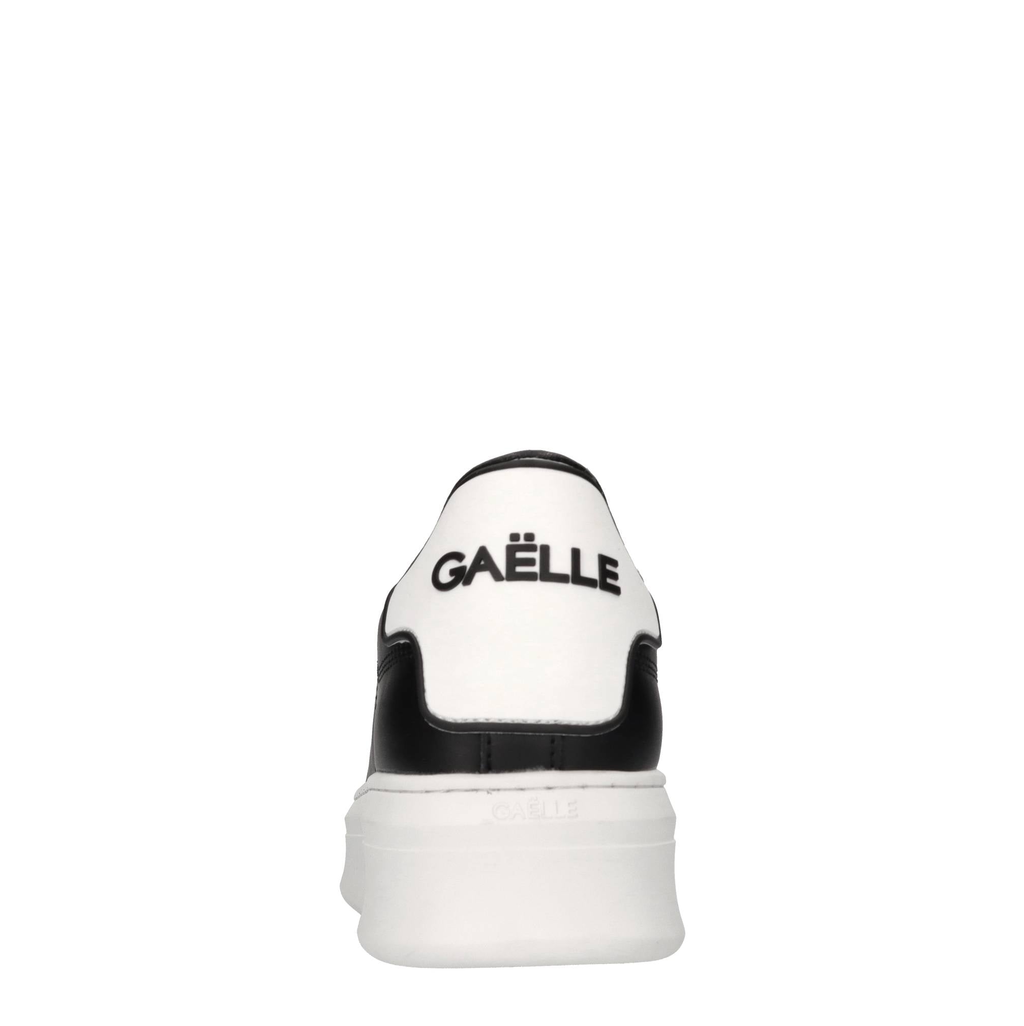 Sneakers in pelle ed ecopelle 