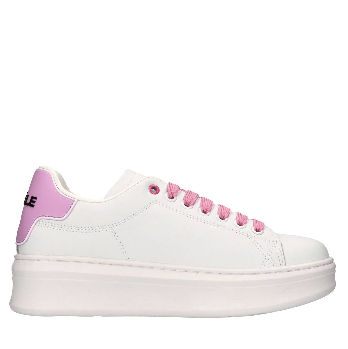 Sneakers in pelle ed ecopelle 