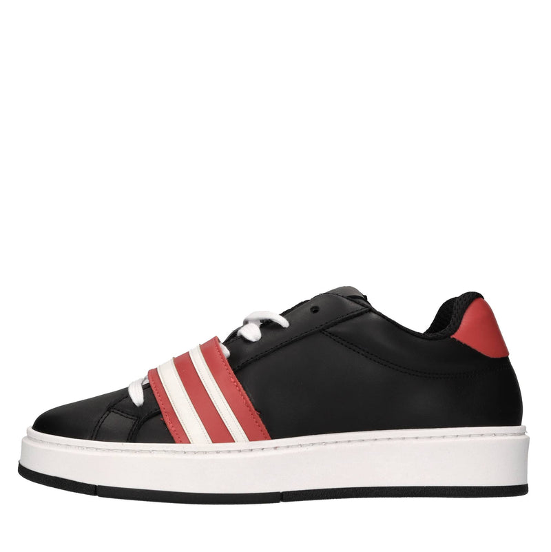 Sneakers in pelle 