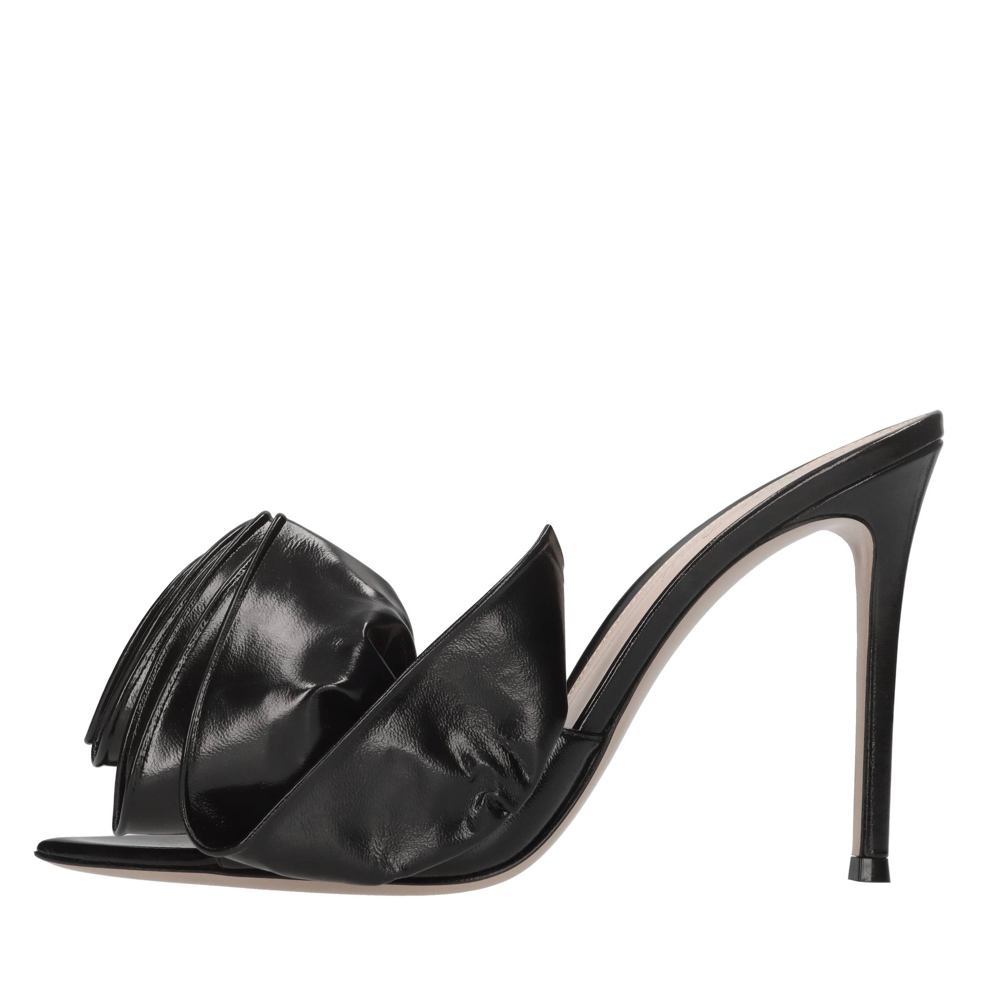 Mules in pelle 