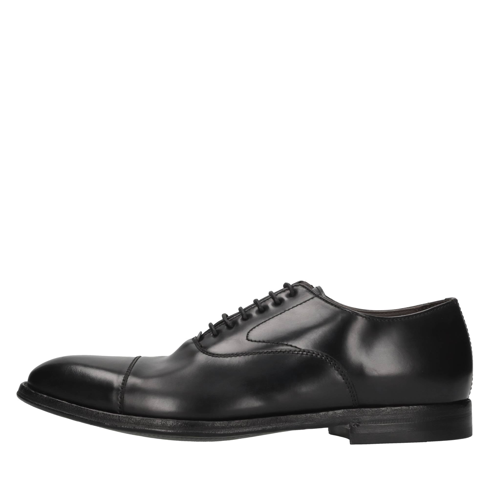 Stringate in pelle 
