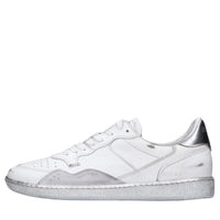 Sneakers in pelle 