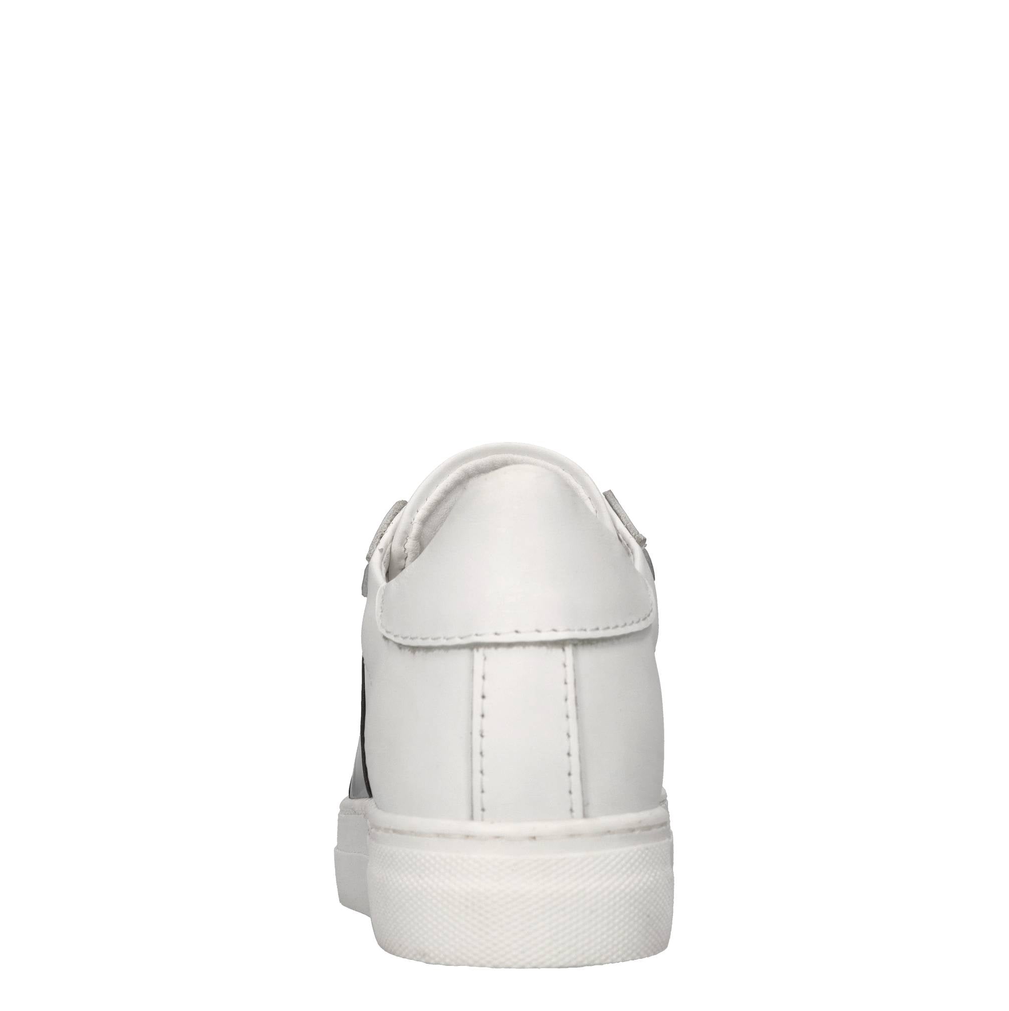 Sneakers in pelle e vernice 
