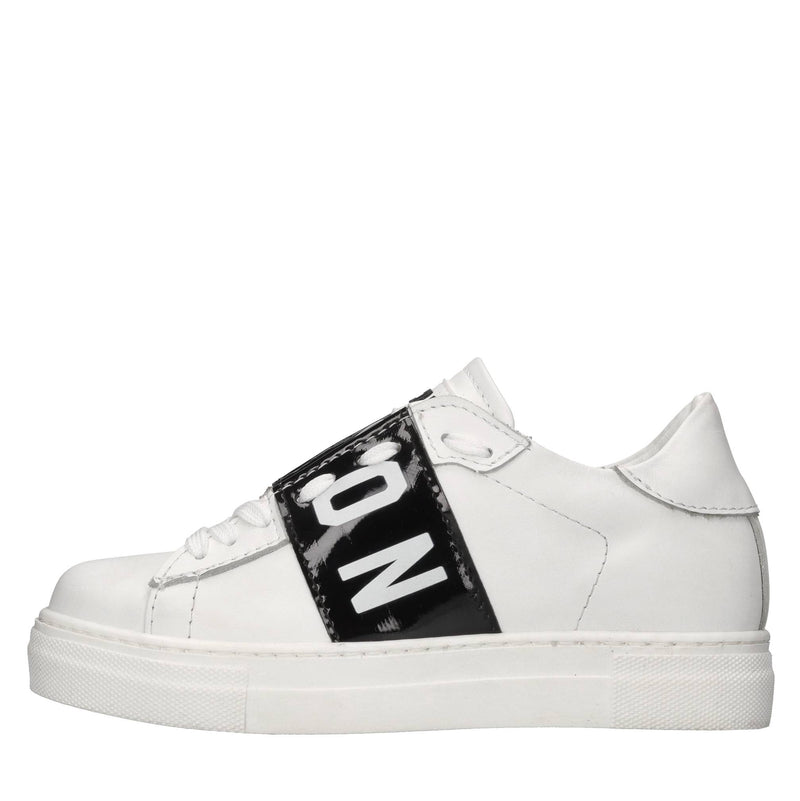 Sneakers in pelle e vernice 