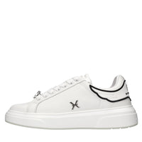 Sneakers in pelle 