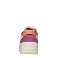 Sneakers in pelle 