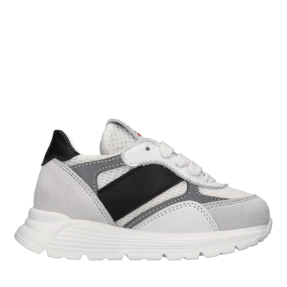 Sneakers in pelle e tessuto 
