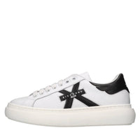 Sneakers in pelle 
