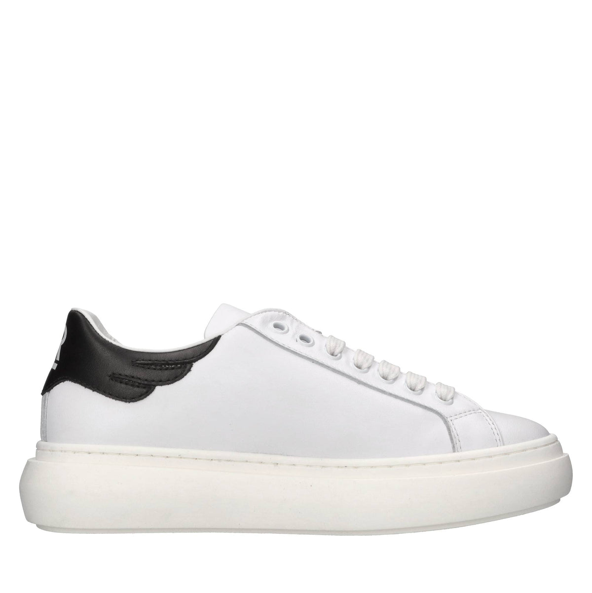 Sneakers in pelle 