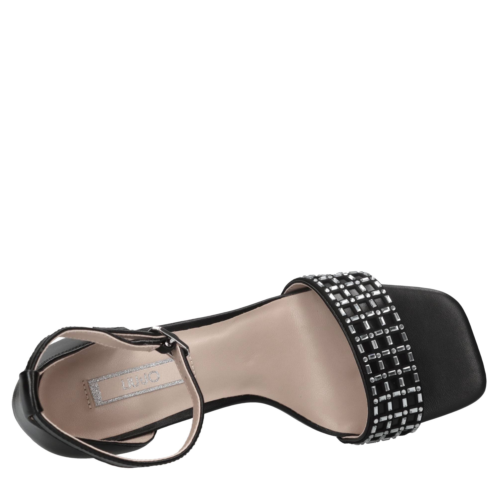 Sandali in pelle e strass 