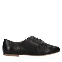 Stringate in pelle 