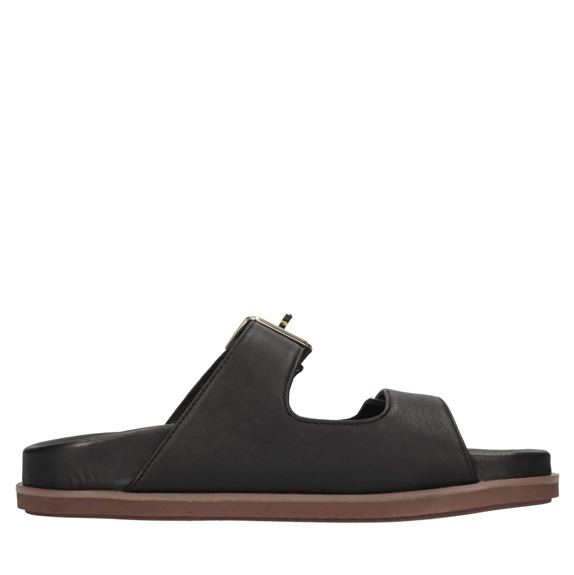 Flat in pelle 