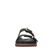 Flat in pelle 