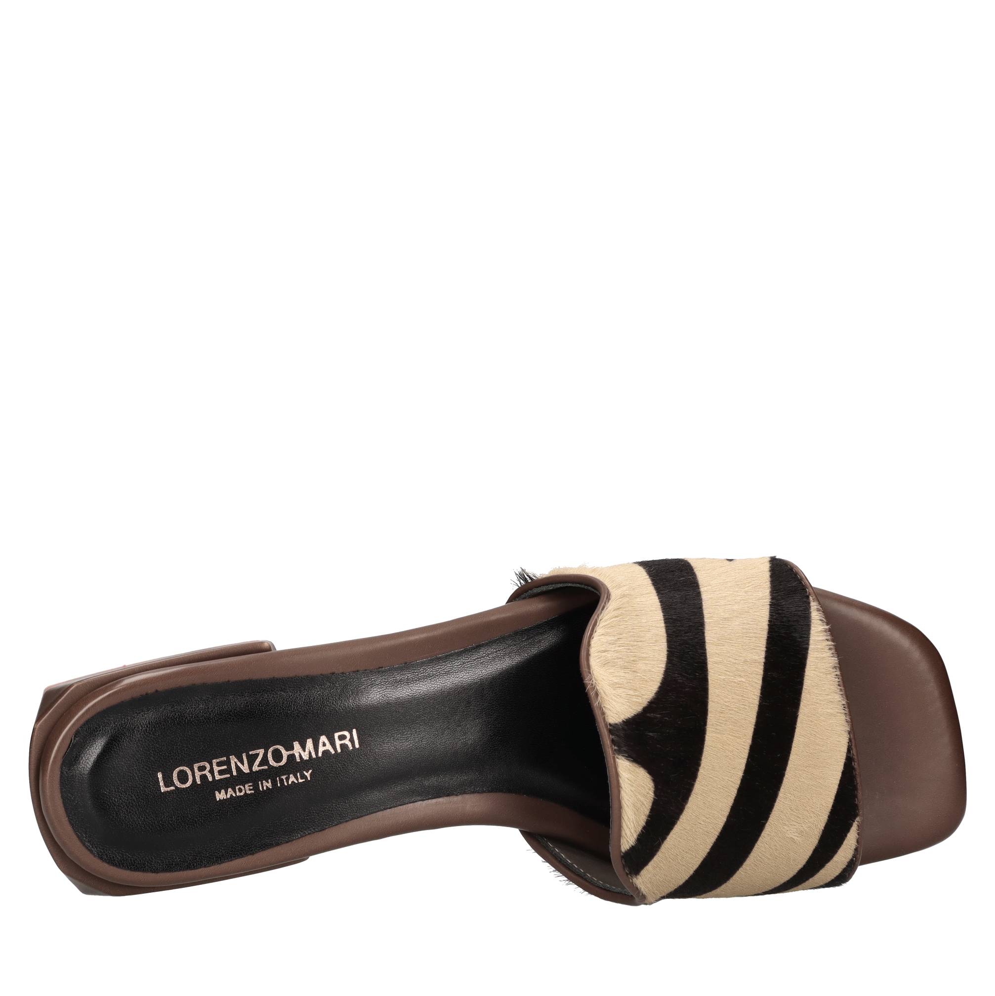 Mules in cavallino 