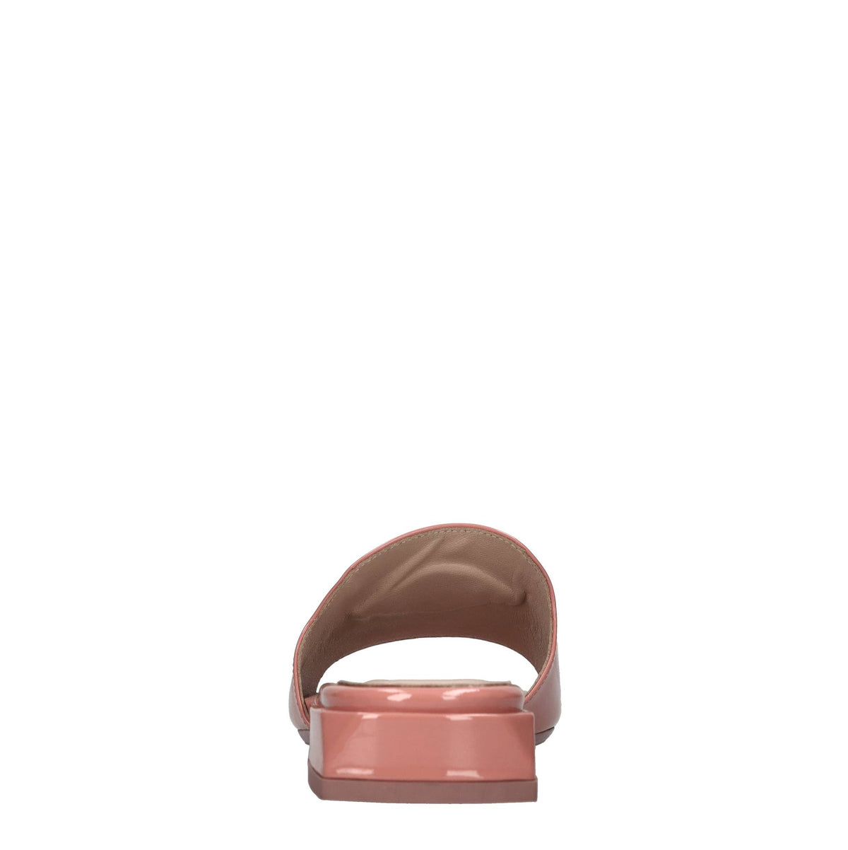 Mules in vernice 