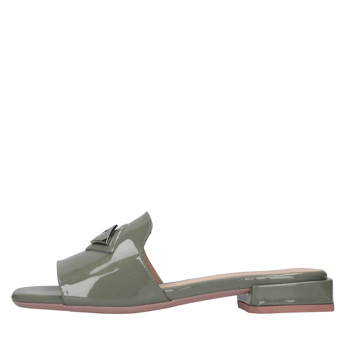 Mules in vernice 