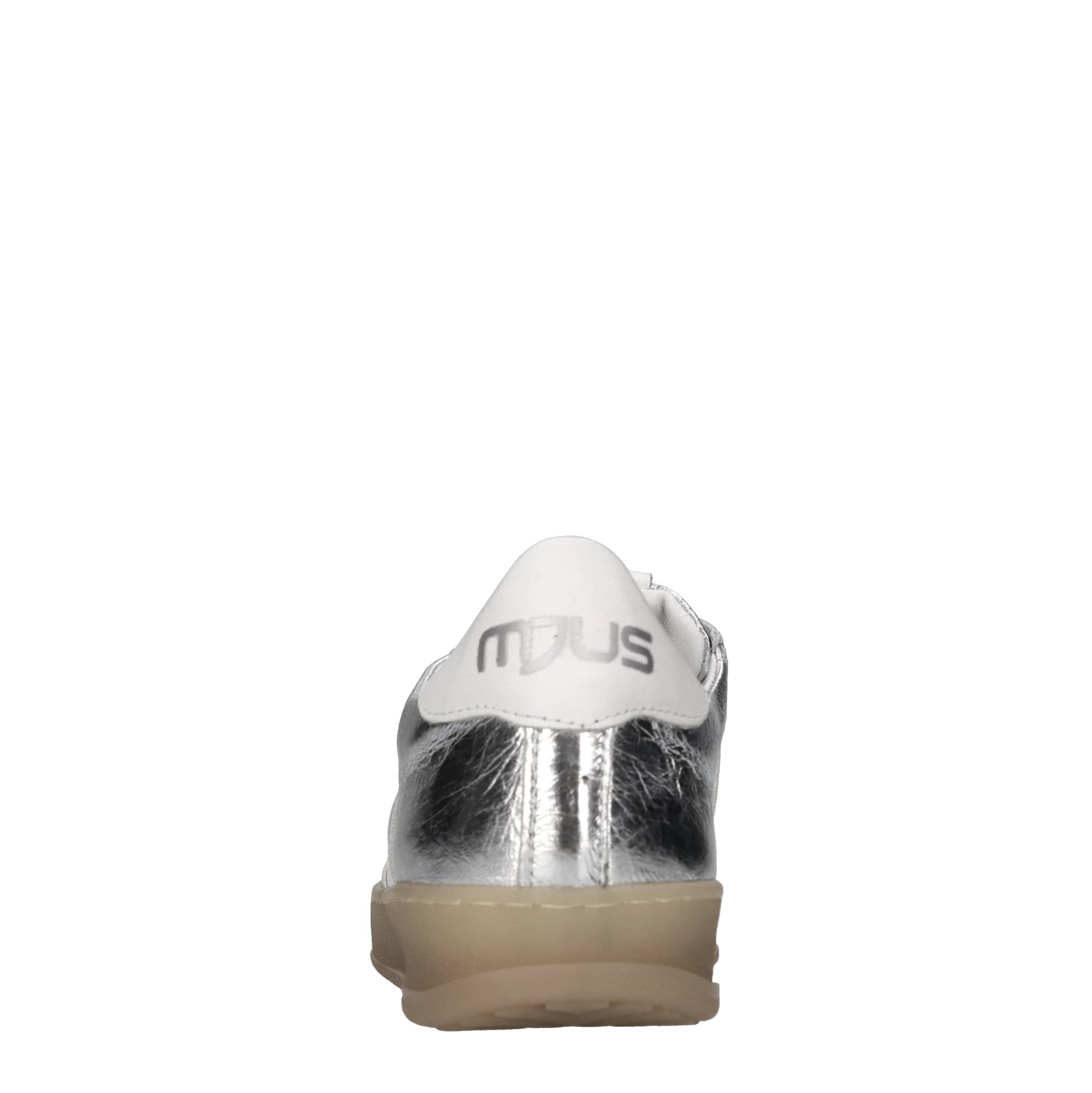 Sneakers in pelle 