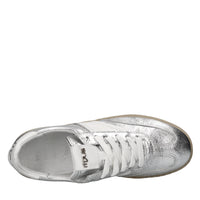 Sneakers in pelle 