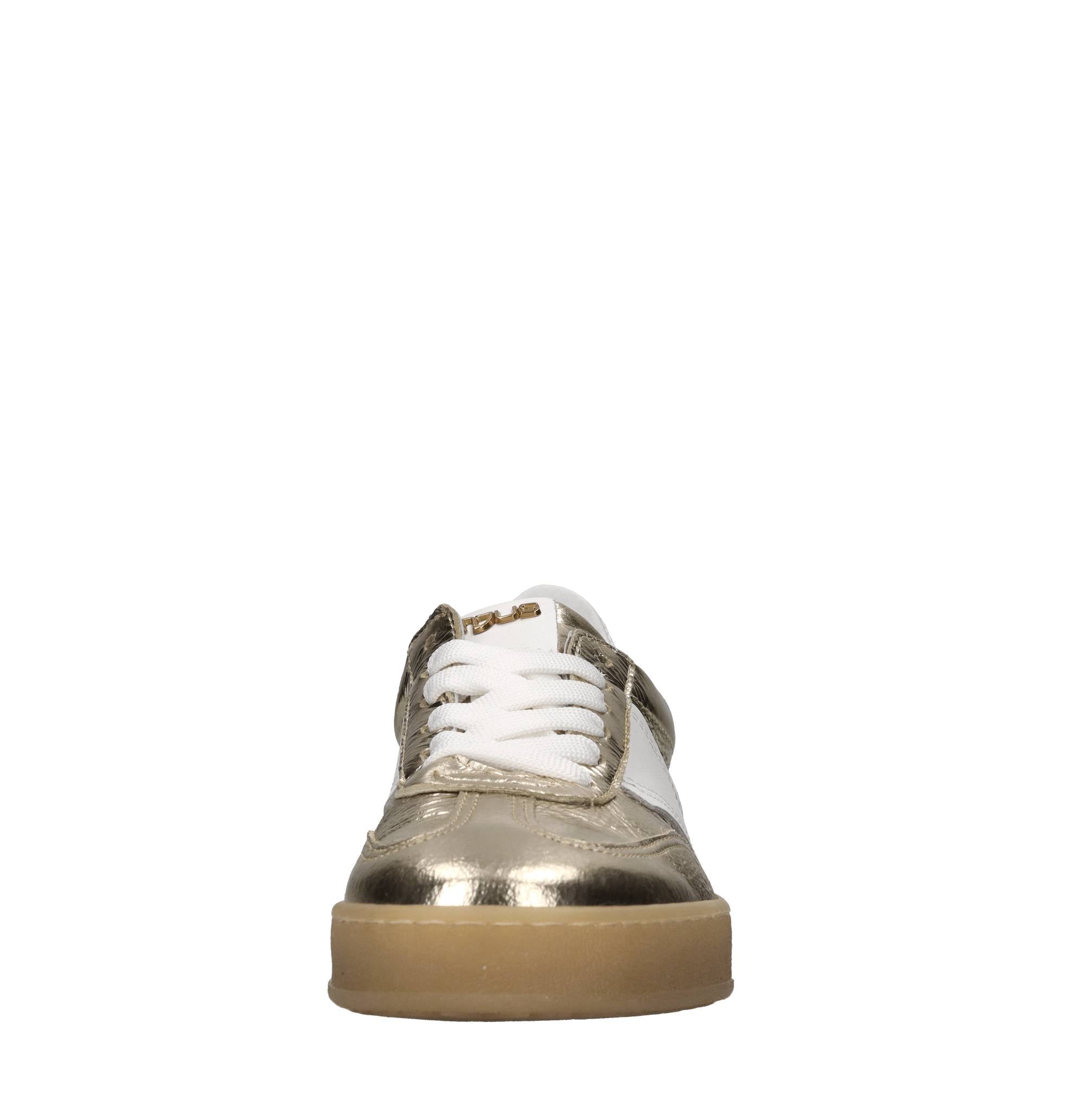 Sneakers in pelle 