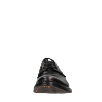 Stringate in pelle 