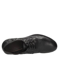 Stringate in pelle 