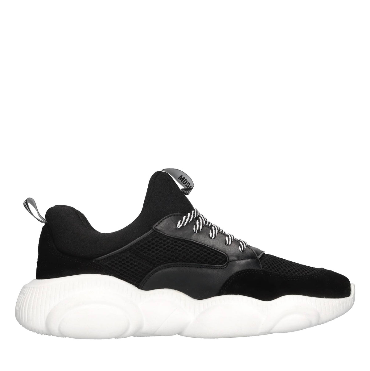 Sneakers in pelle e tessuto 