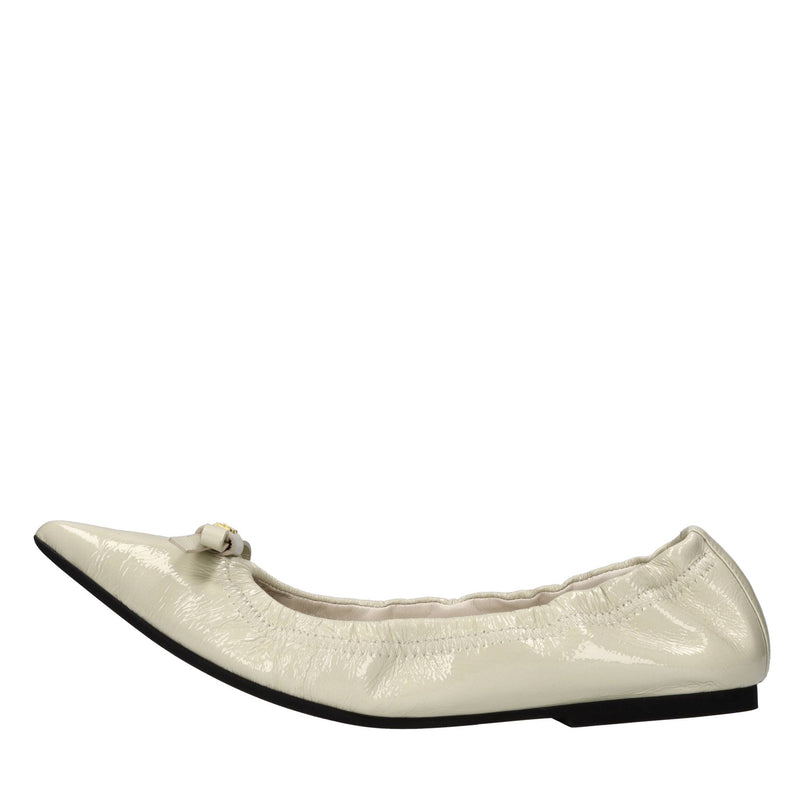 Ballerine in pelle lucida 