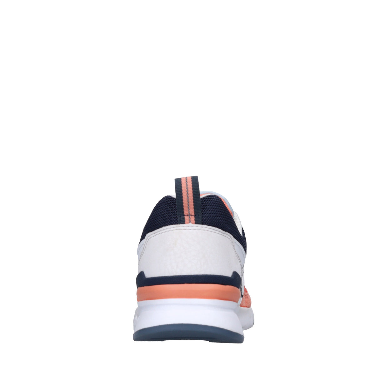 Sneakers in camoscio, ecopelle e tessuto 