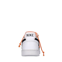 Sneakers in pelle 