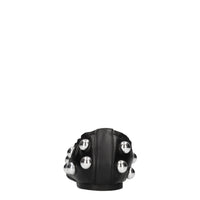 Ballerine in pelle con borchie 