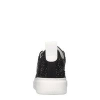 Sneakers in raso e strass 