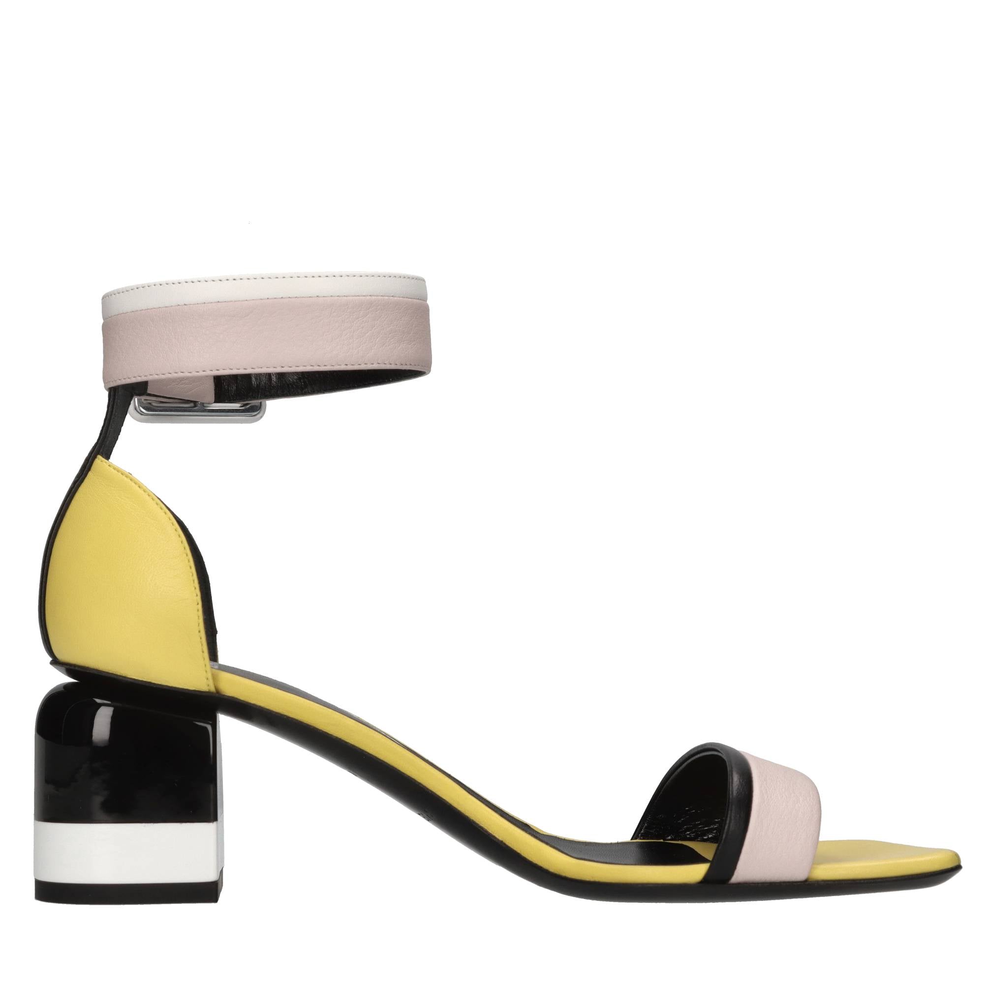 Sandali in pelle 