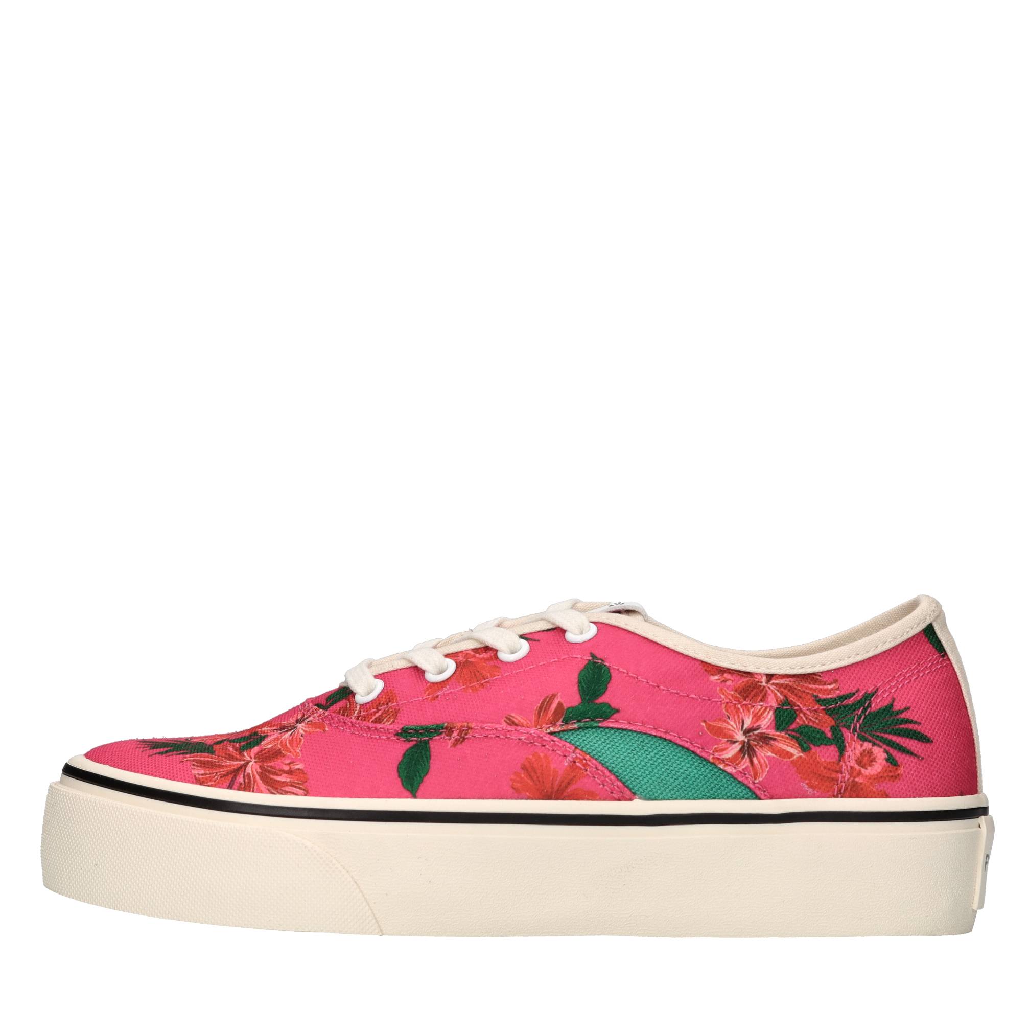 Sneakers in tessuto 