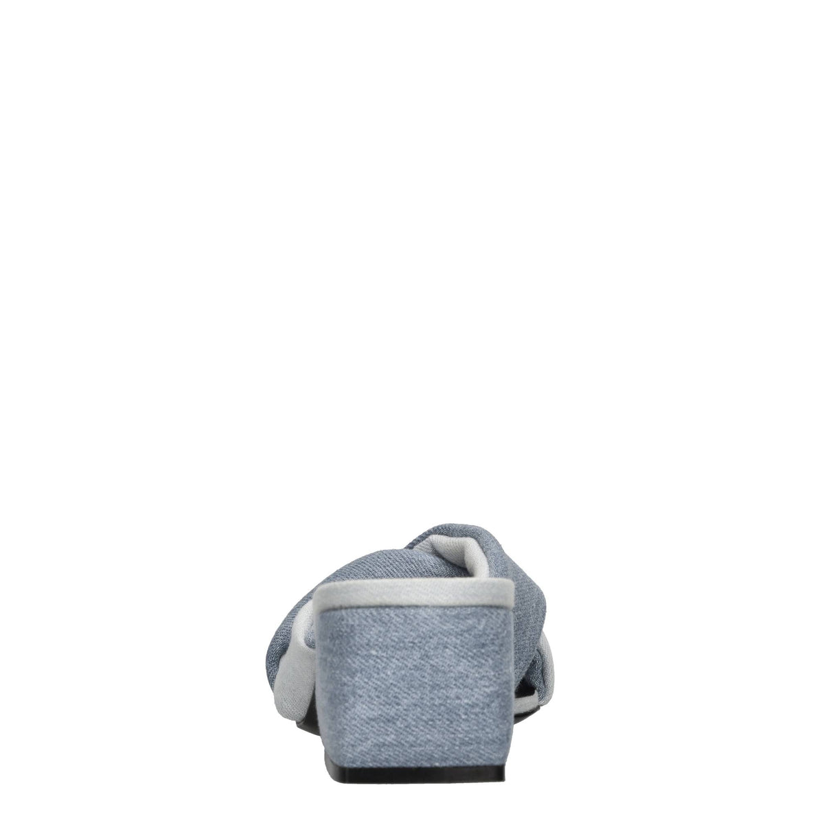 Mules in denim 